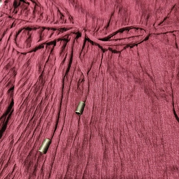 Universal thread jumpsuit Size Medium Burgundy with Pockets NEW - Picture 6 of 15